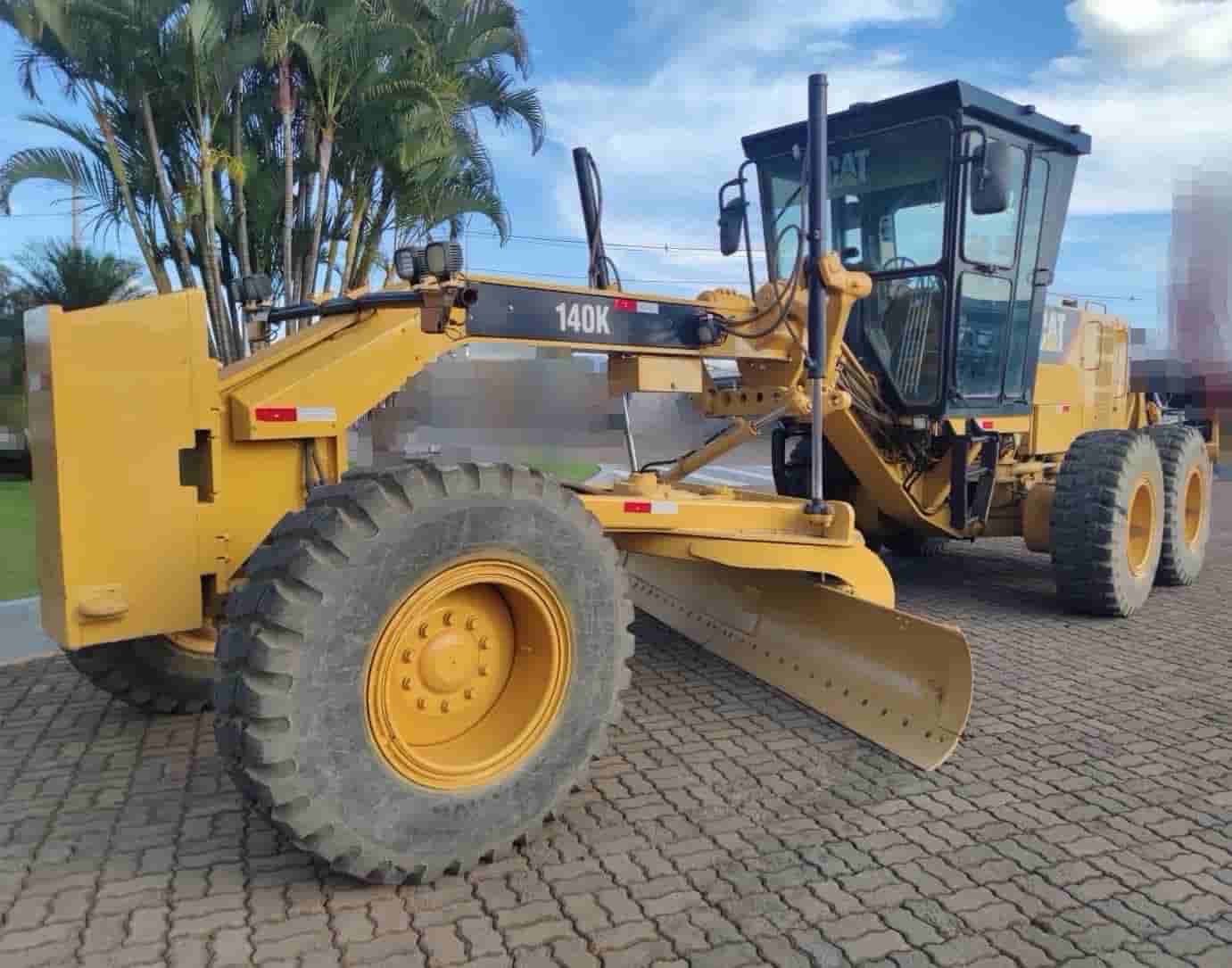Motoniveladora Caterpillar 140K 2019 - imagem de fundo