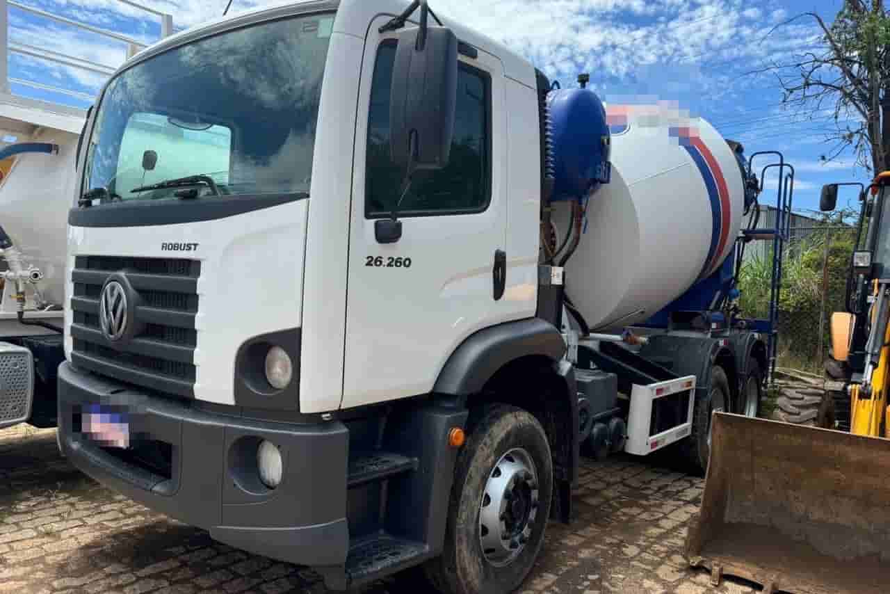 Caminhão Volkswagen 26260 2023 - imagem de fundo