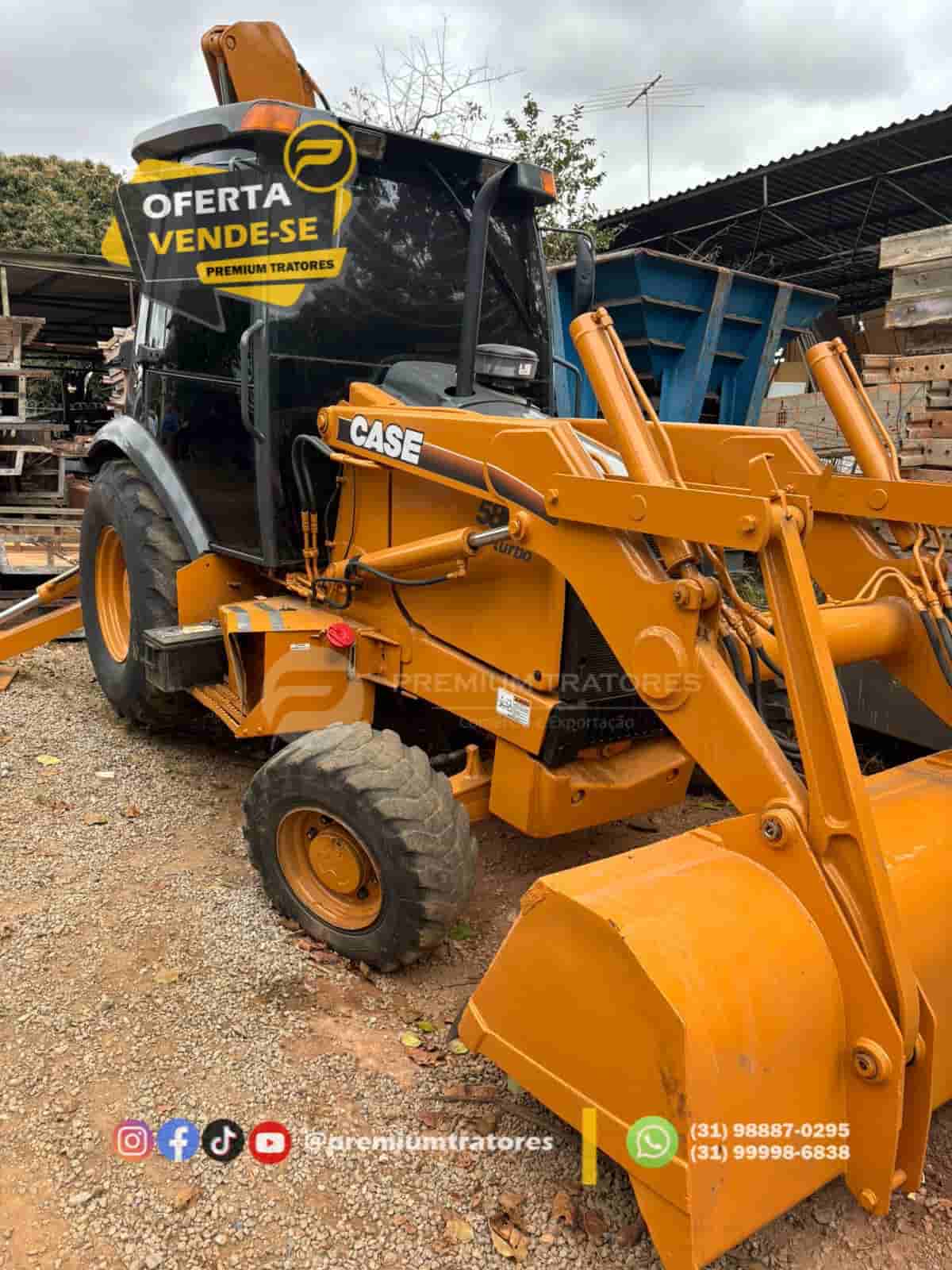 Retroescavadeira Case 580M 2012 - imagem de fundo