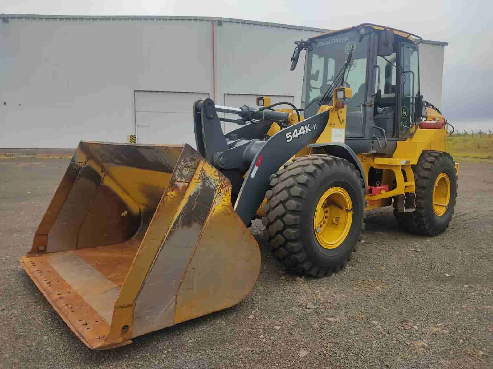 Pá Carregadeira John Deere 544K 2019 - imagem de fundo