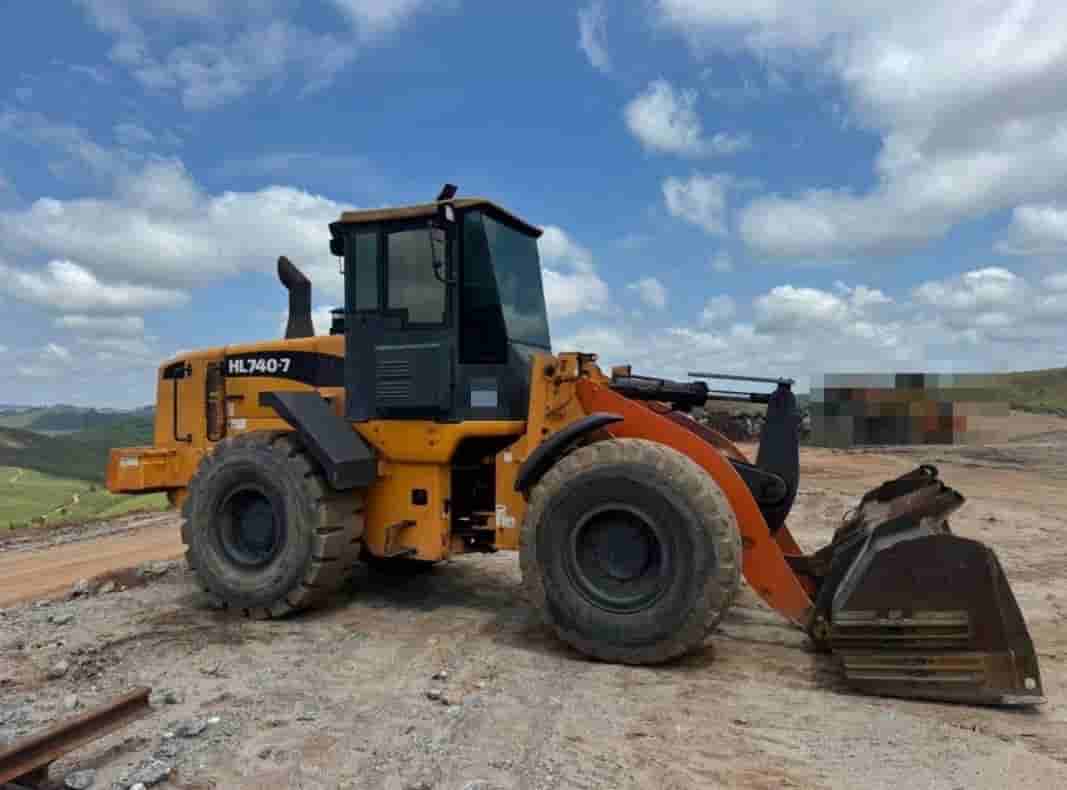 Pá Carregadeira Hyundai HL740-7 2013 - imagem de fundo