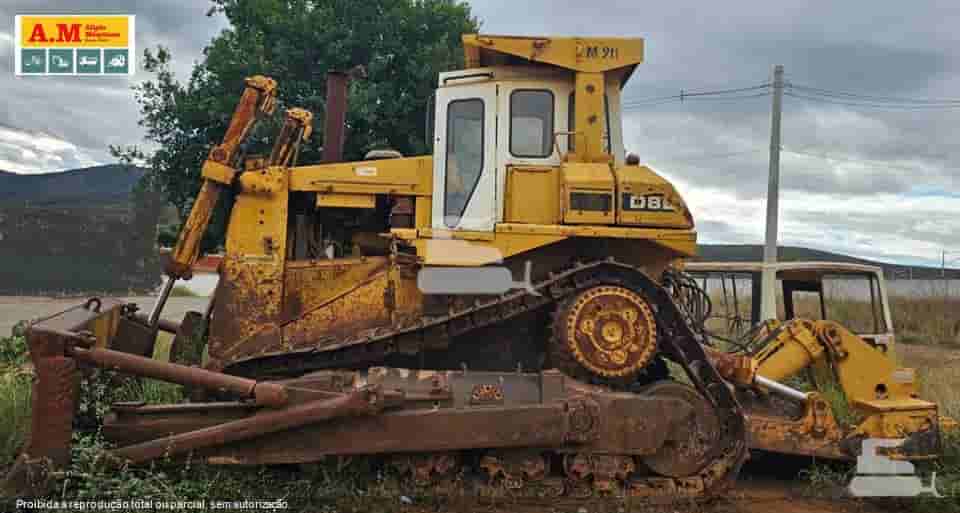Trator de esteira Caterpillar D8L 1996 - imagem de fundo