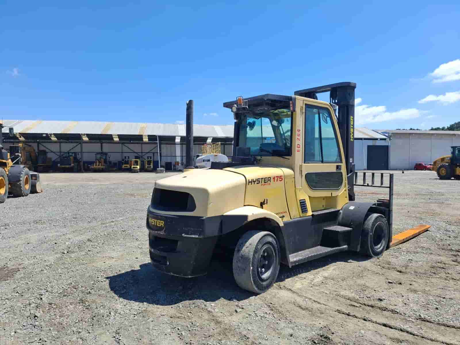 Empilhadeira Hyster H175FT2 2014 - imagem de fundo