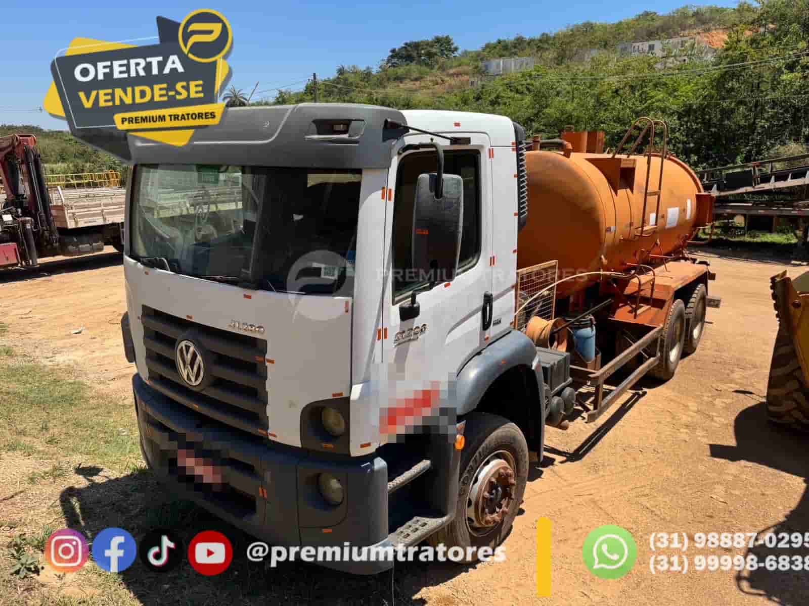 Caminhão Volkswagen 31.280 2016 - imagem de fundo