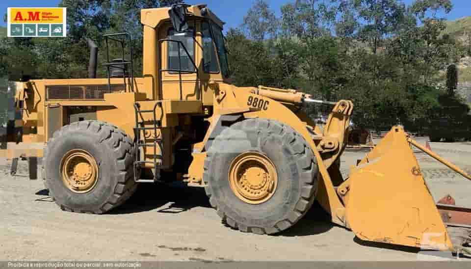 Pá Carregadeira Caterpillar  980 1991 - imagem de fundo