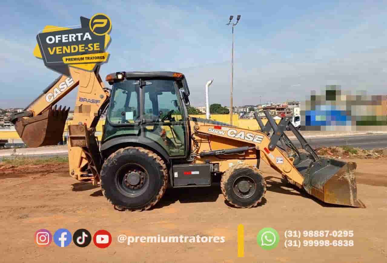 Retroescavadeira Case 580N 2020 - imagem de fundo