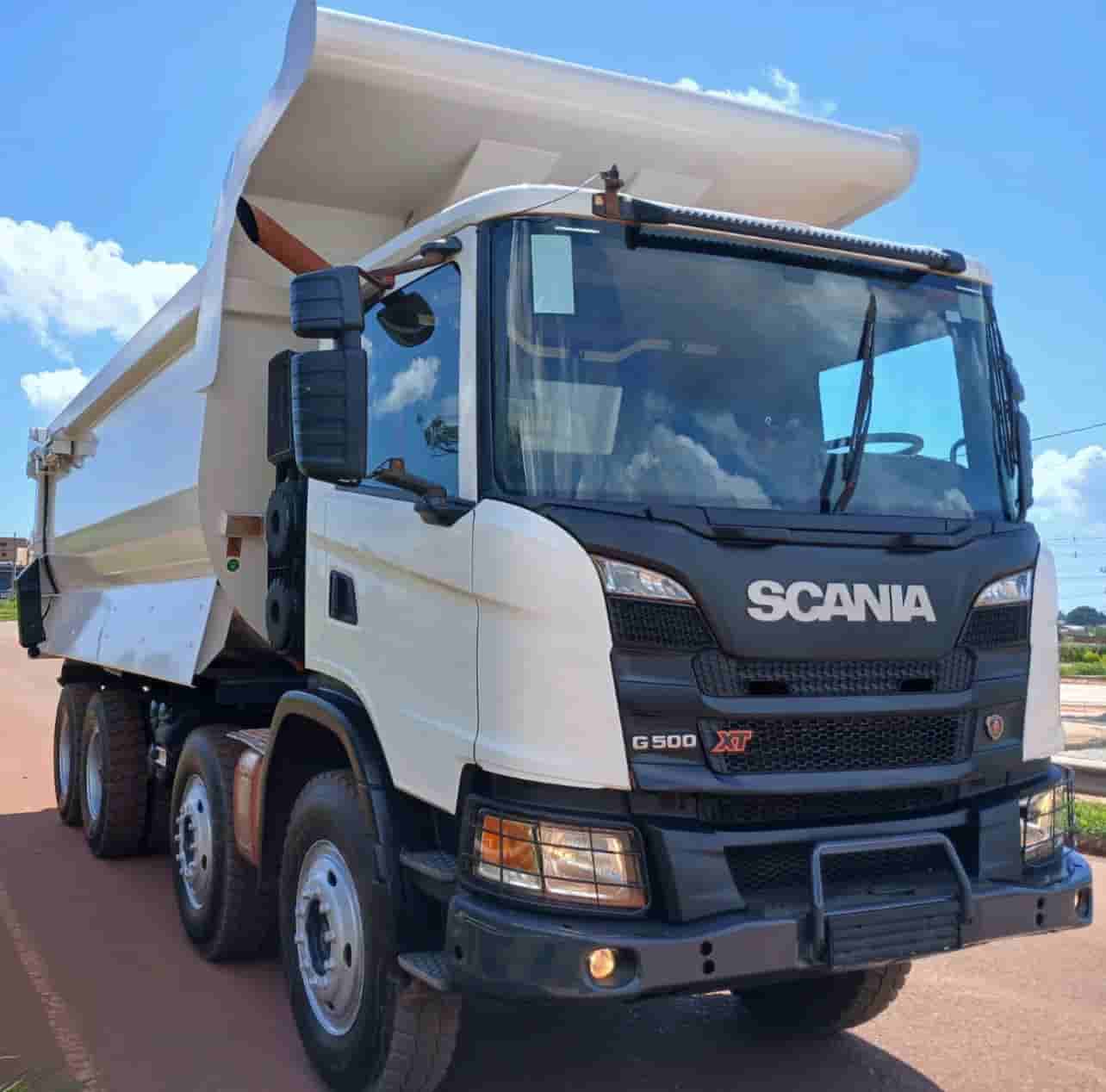 Caminhão Scania G500 8x4 2020 - imagem de fundo