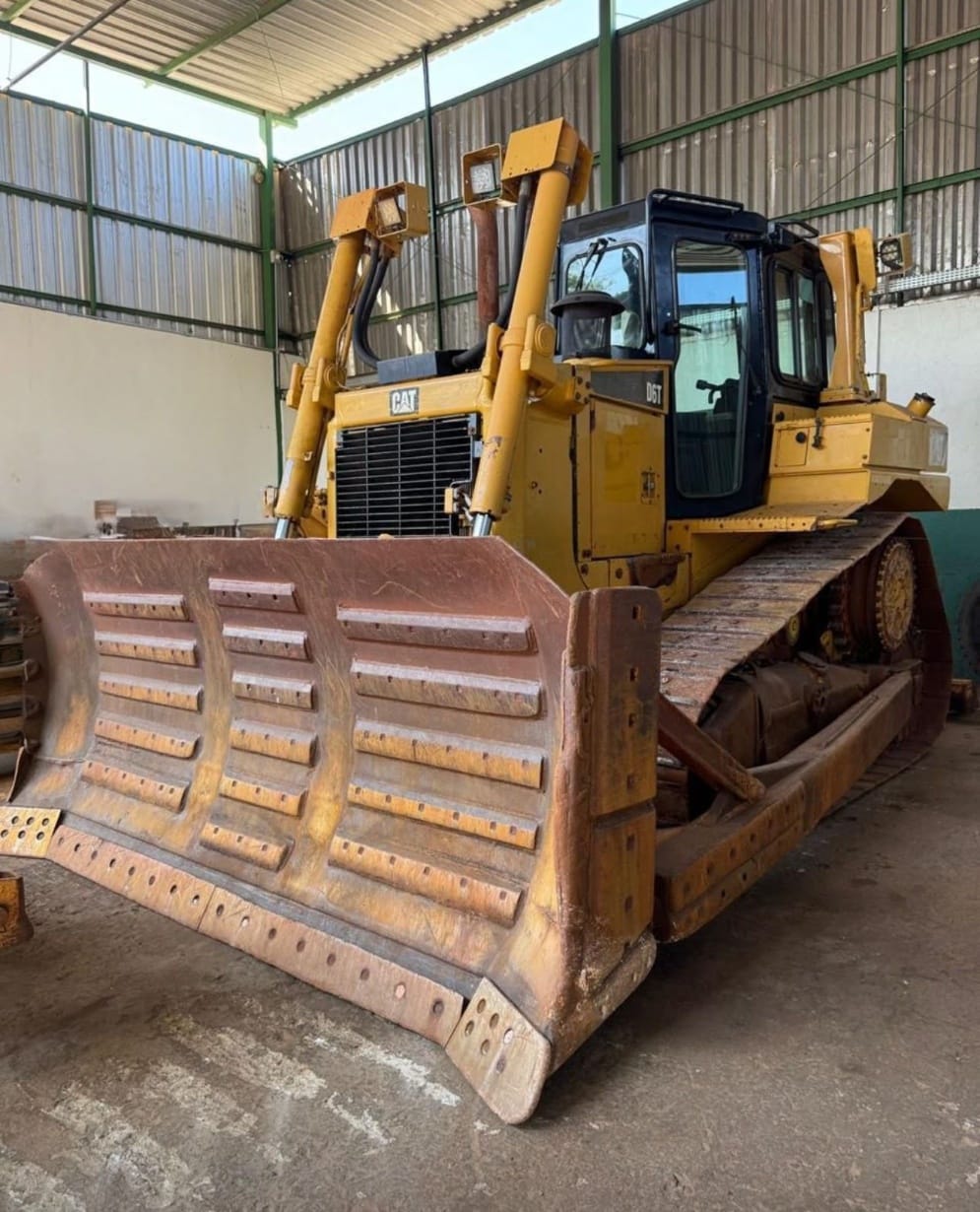 Trator de Esteira Caterpillar D6T  2018 - Imagem 1