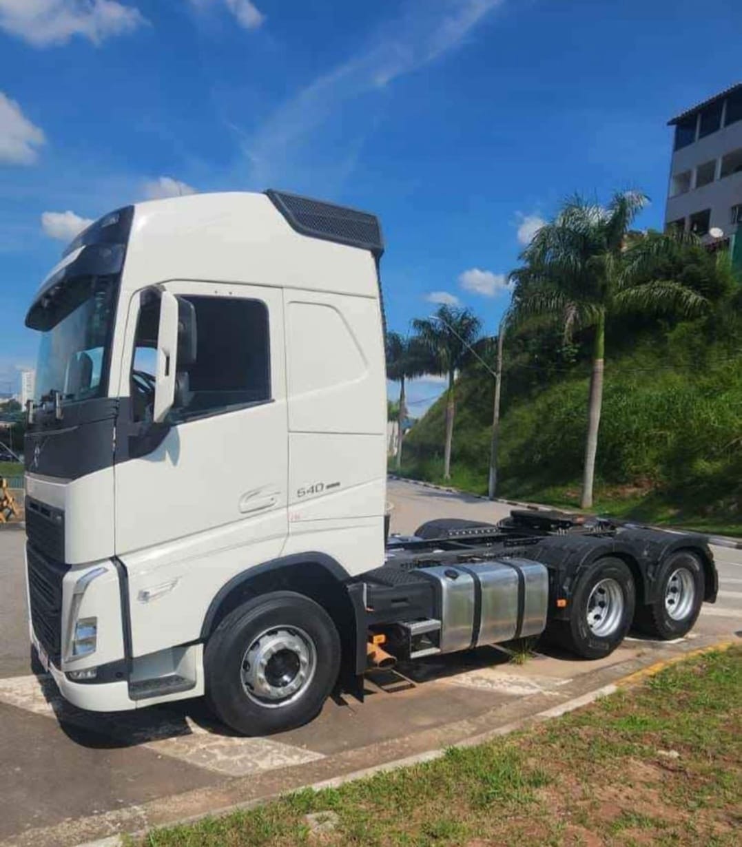 Caminhão Volvo FH 540 2022 - Imagem 1