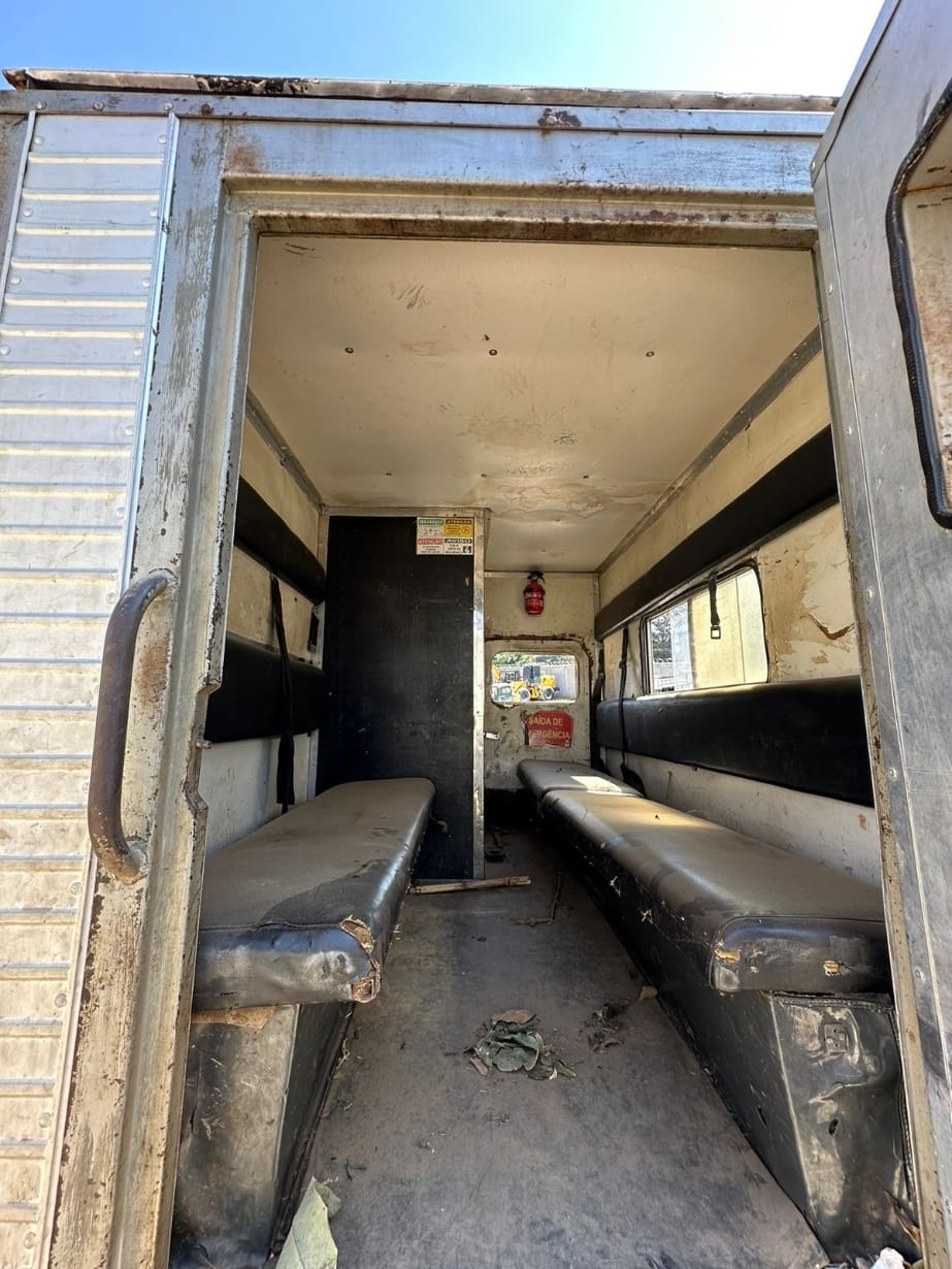 Caminhão Volkswagen 17180 - Imagem 7