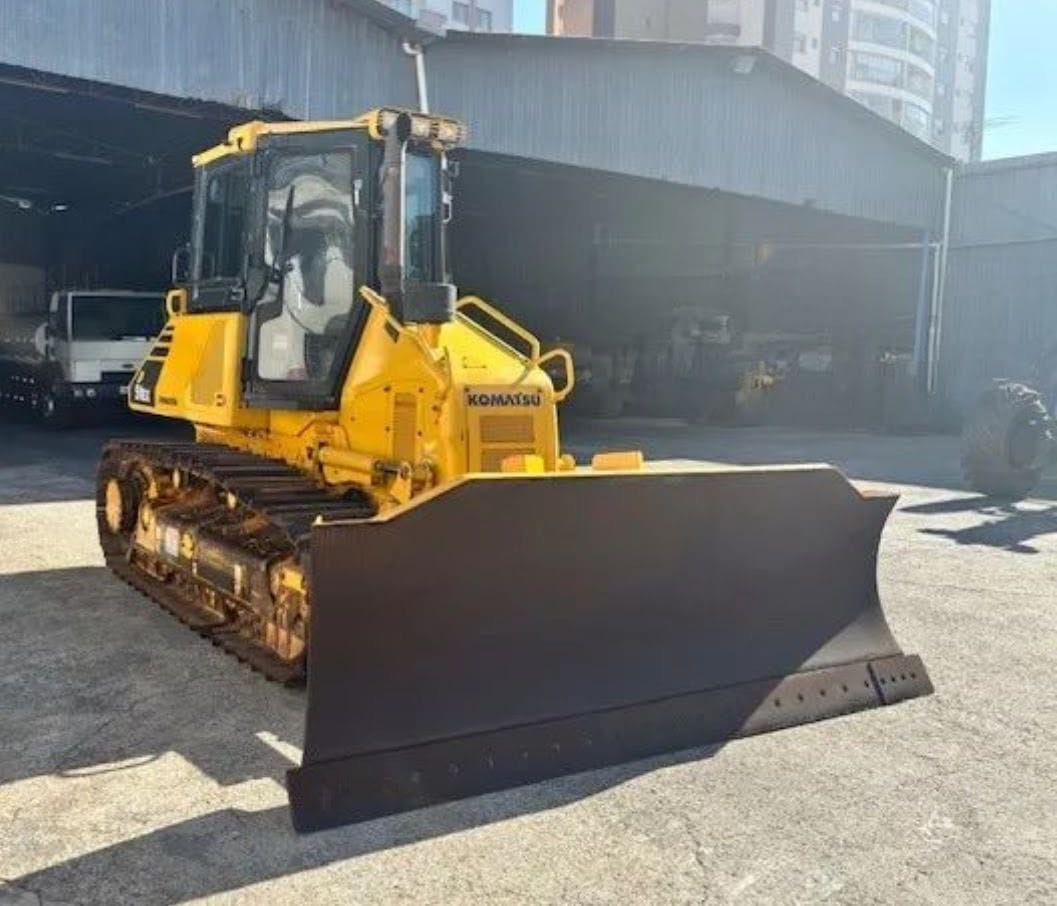 Trator de Esteira Komatsu D51-EX 2017 - Imagem 1