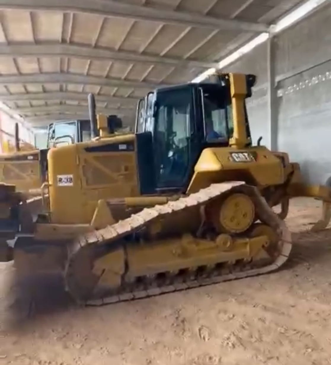 Trator de Esteira Caterpillar D6N XL 2012 - Imagem 3