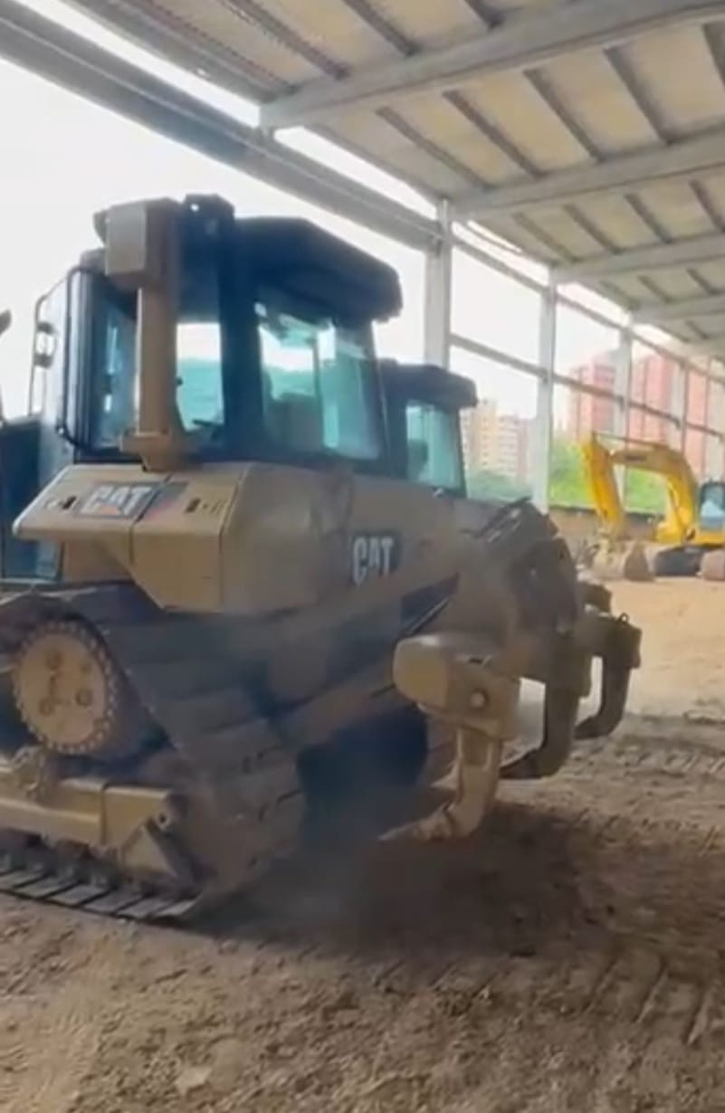 Trator de Esteira Caterpillar D6N XL 2012 - Imagem 4