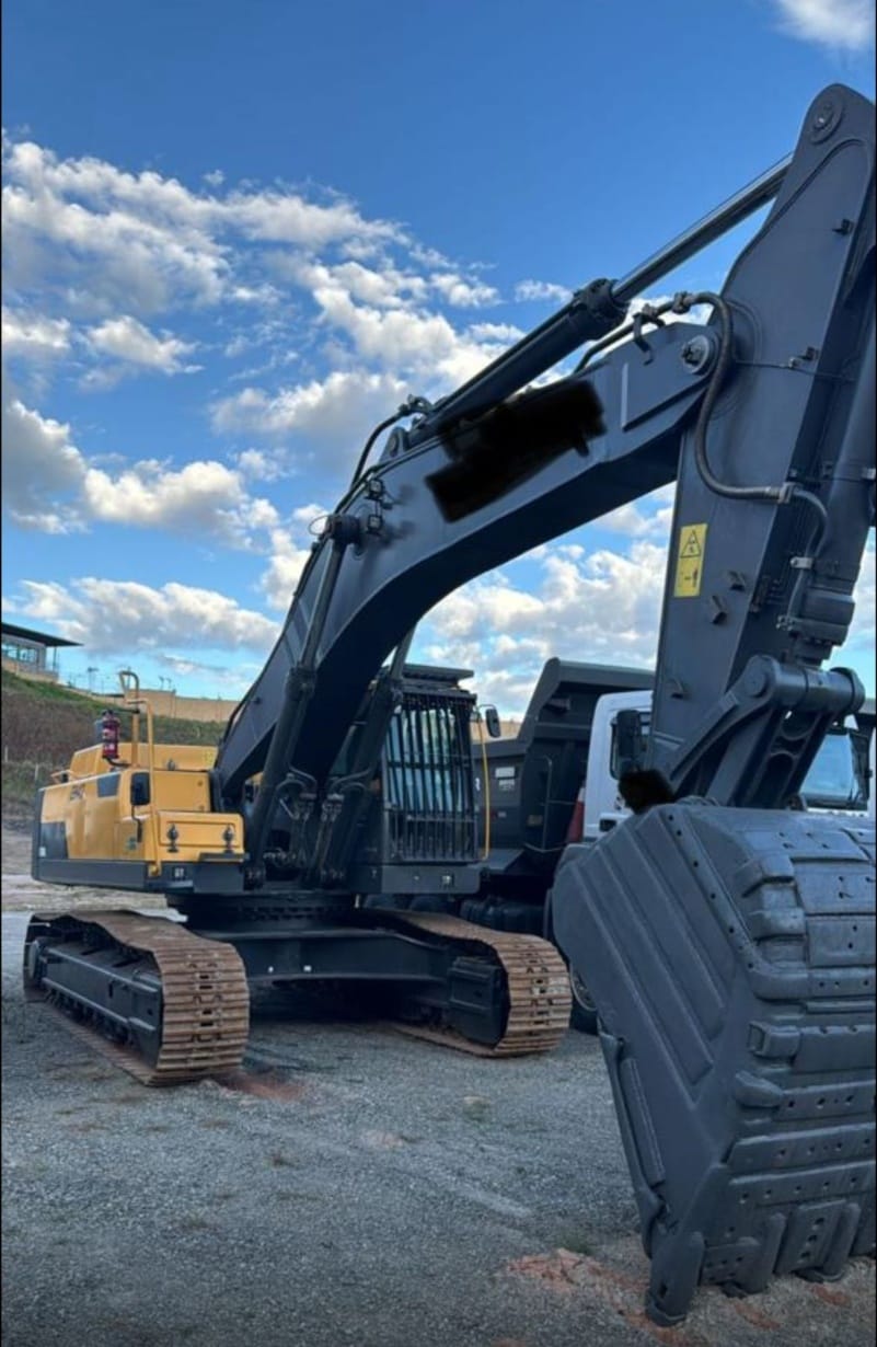 Escavadeira Volvo EC480DL 2021 - Imagem 1