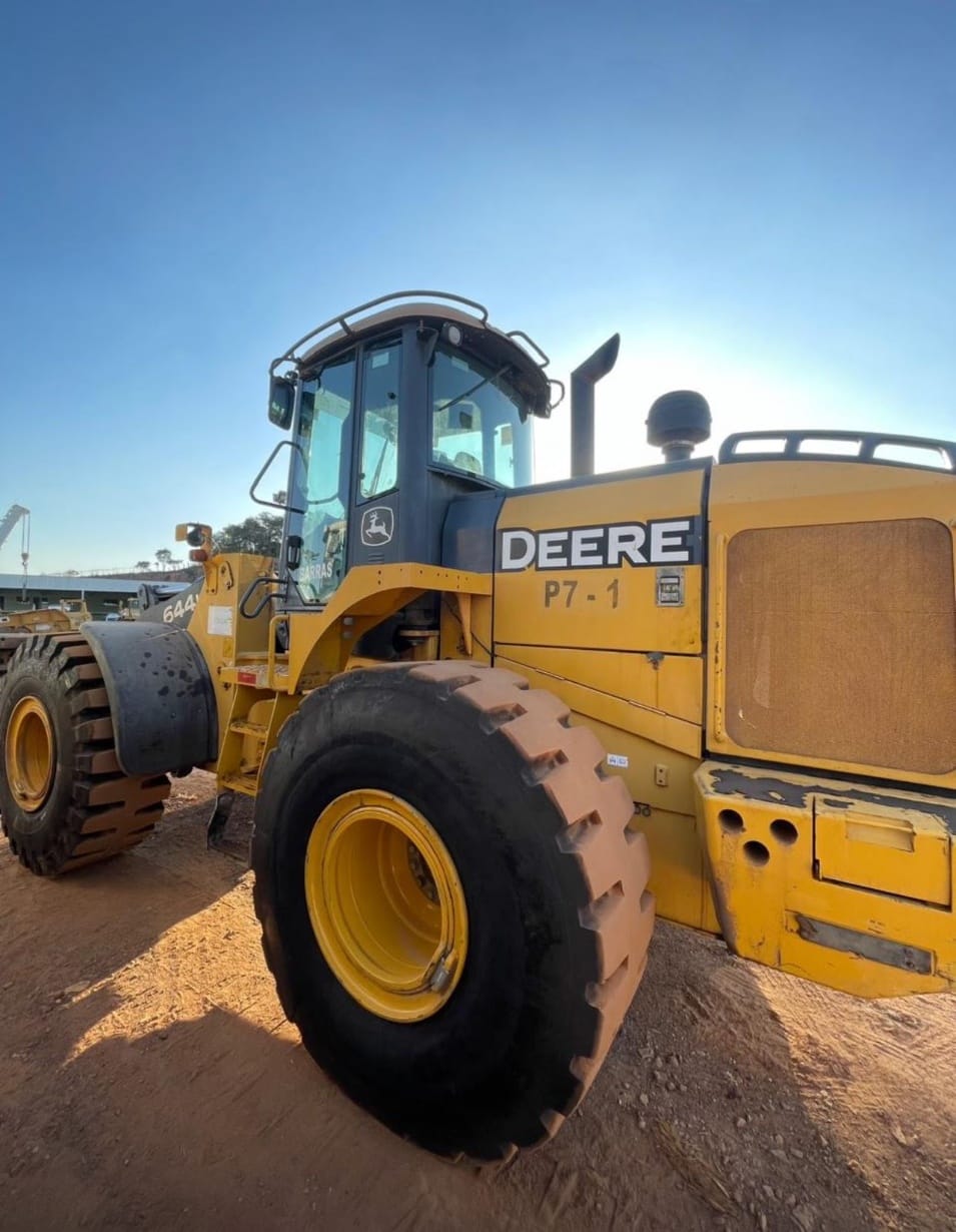 Pá Carregadeira John Deere 644K 2015 - Imagem 2