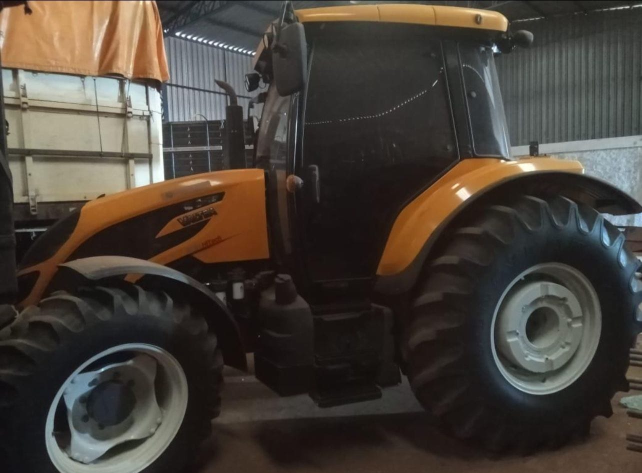 Trator Valtra A134 2018 - Imagem 1