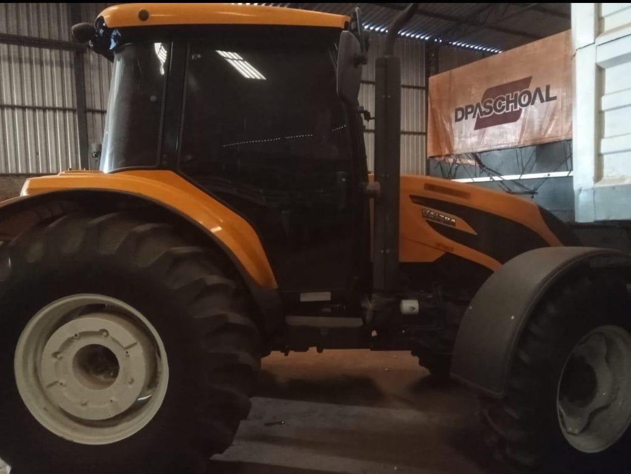 Trator Valtra A134 2018 - Imagem 2