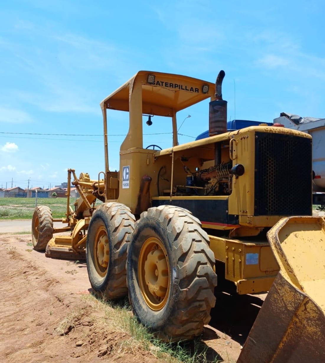Motoniveladora Caterpillar 120B 1987 - Imagem 4