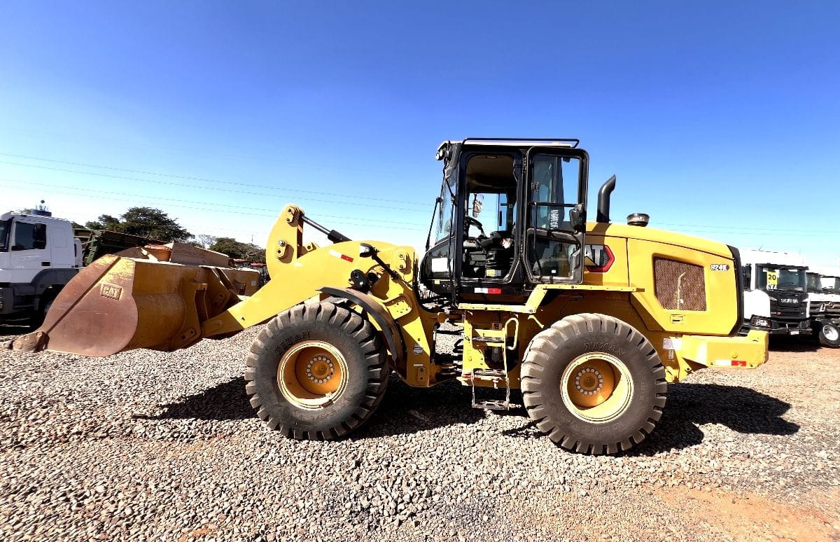 Pá Carregadeira Caterpillar 924K 2022 - Imagem 1