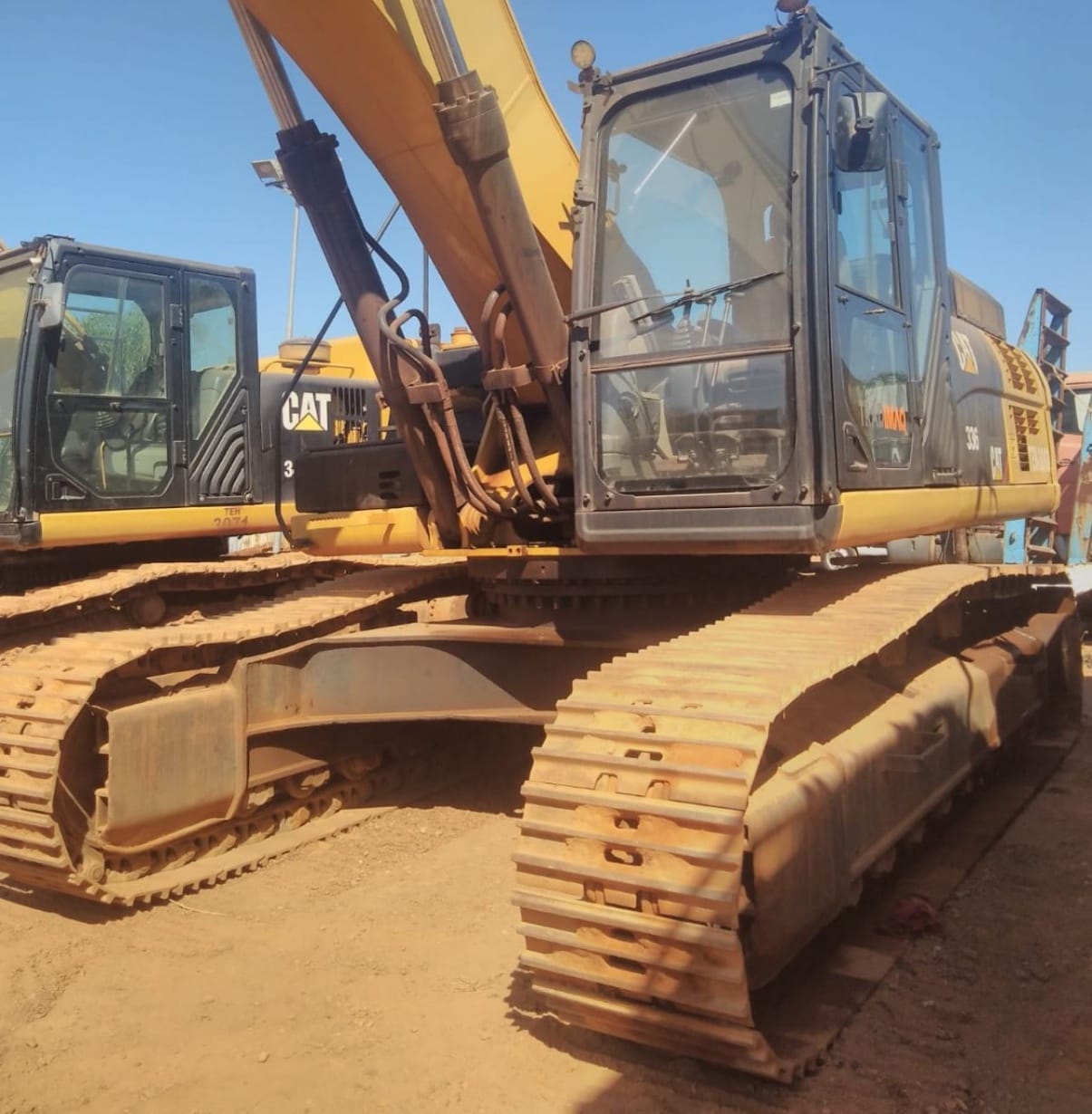 Escavadeira Caterpillar 336DL 2018 - Imagem 2