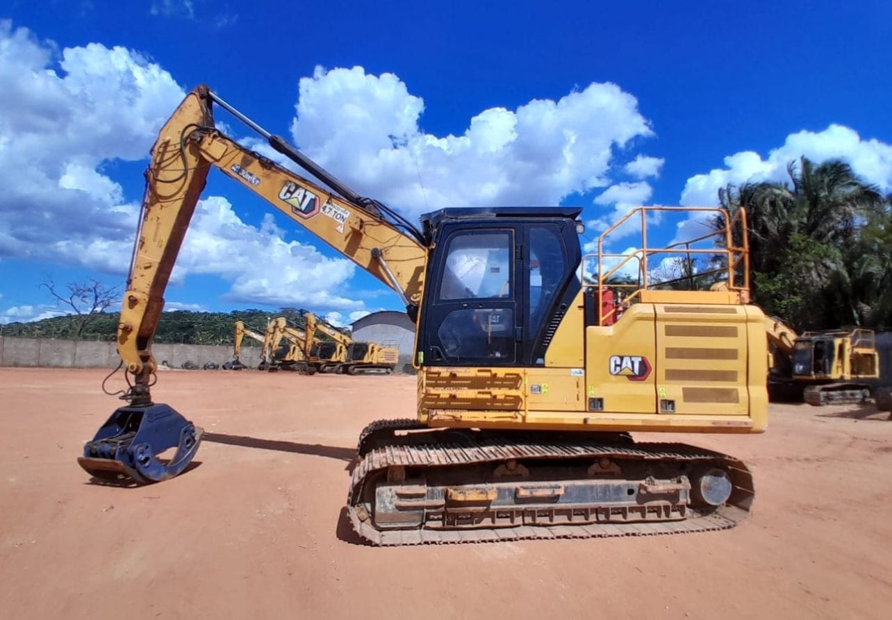 Escavadeira Caterpillar 320 2021 - Imagem 1