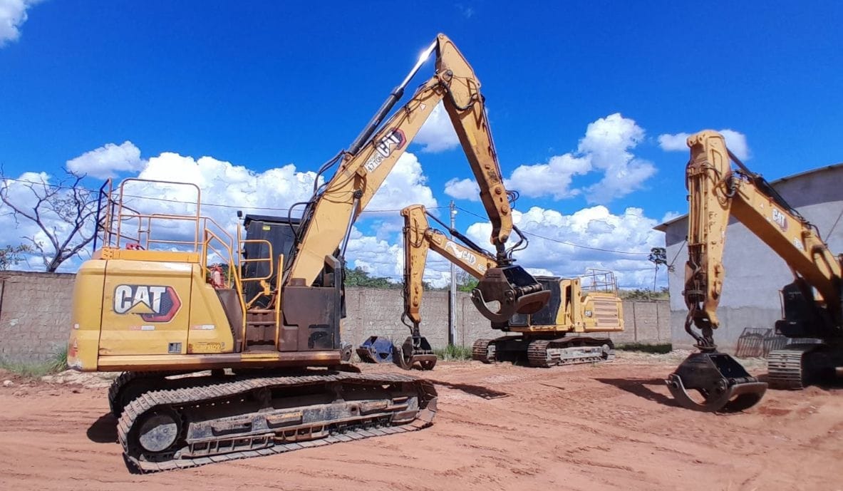 Escavadeira Caterpillar 320 2021 - Imagem 3
