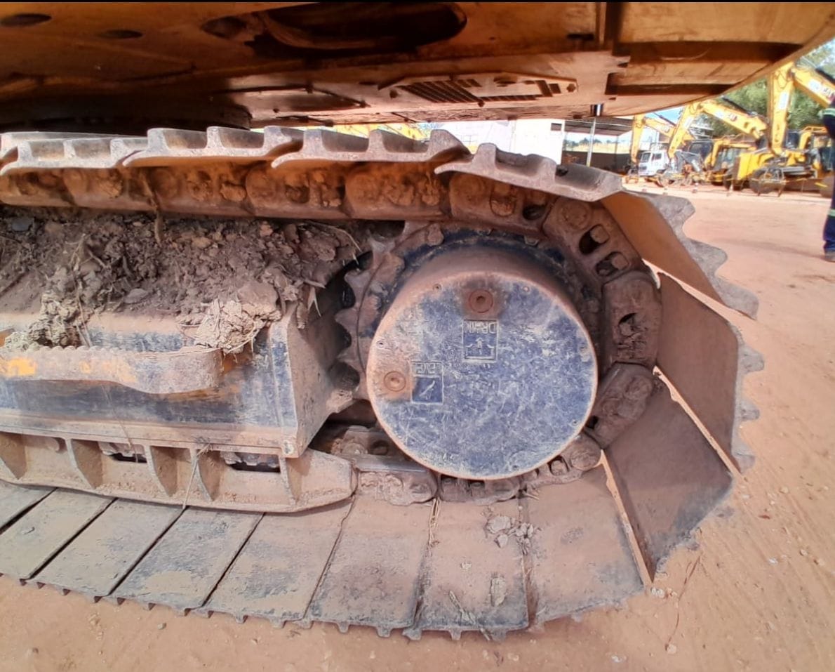 Escavadeira Caterpillar 320 2021 - Imagem 7
