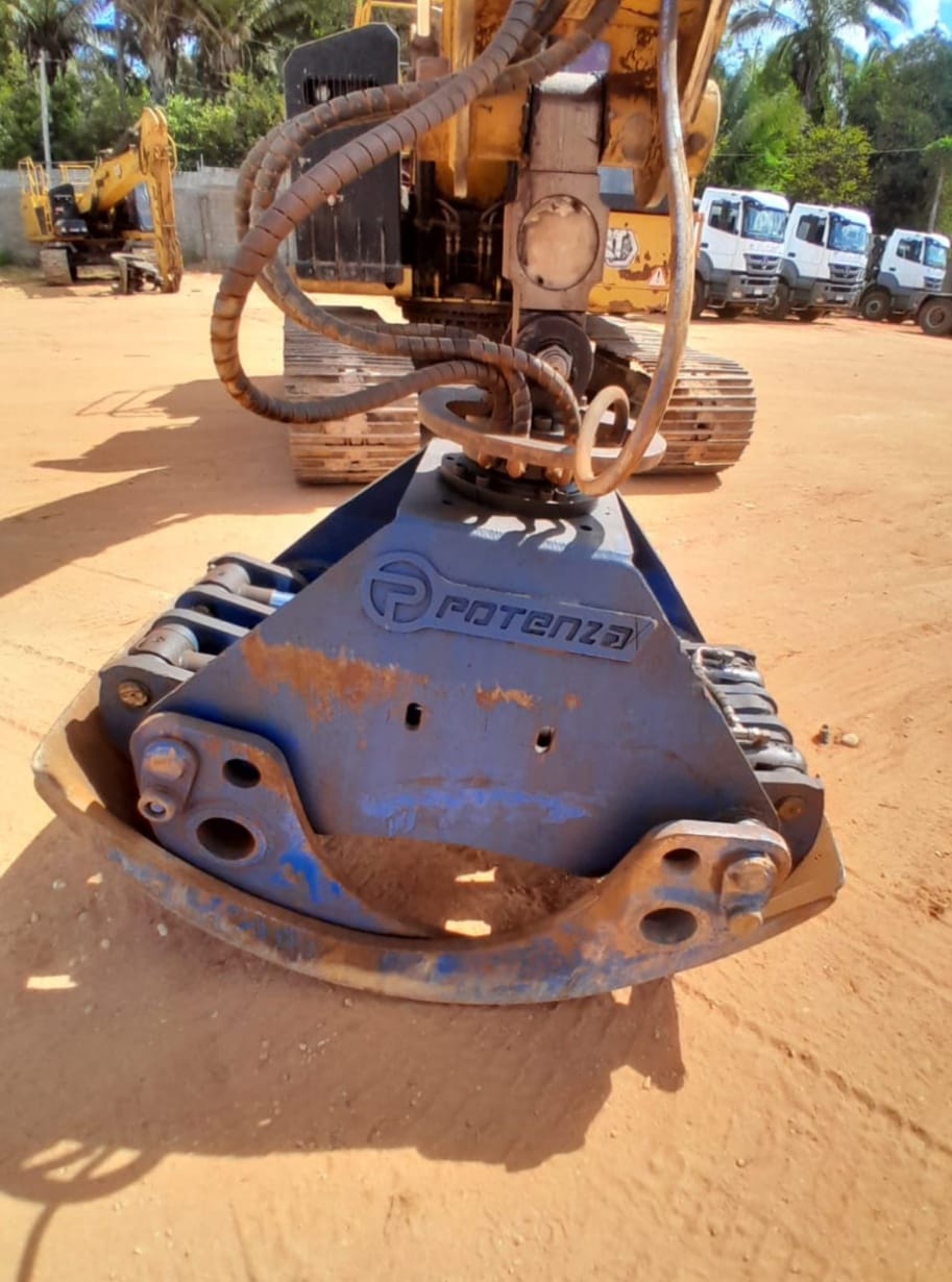 Escavadeira Caterpillar 320 2021 - Imagem 10