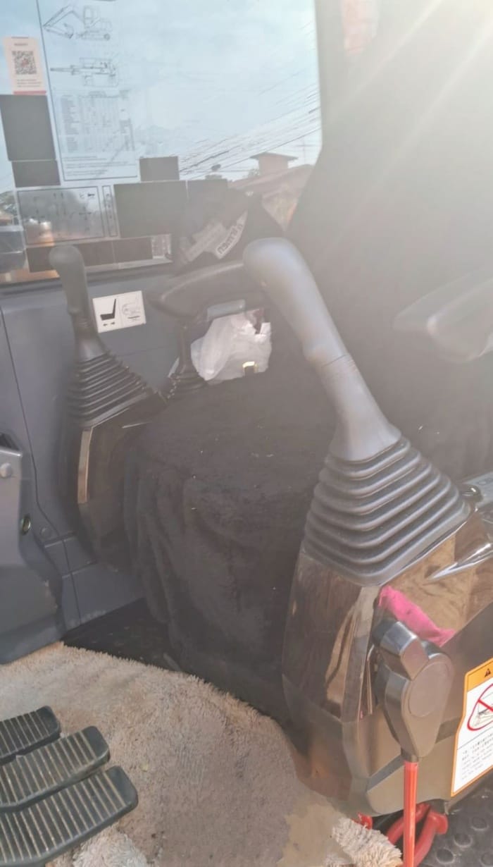 Mini Escavadeira SANY SY55 C 2023 - Imagem 4