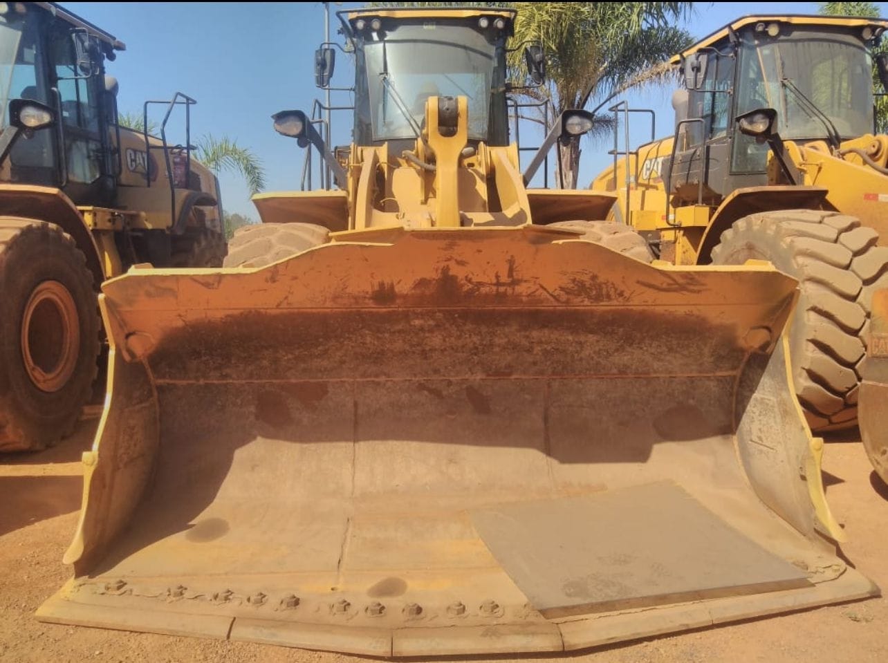 Pá Carregadeira Caterpillar 966L 2019 - Imagem 3