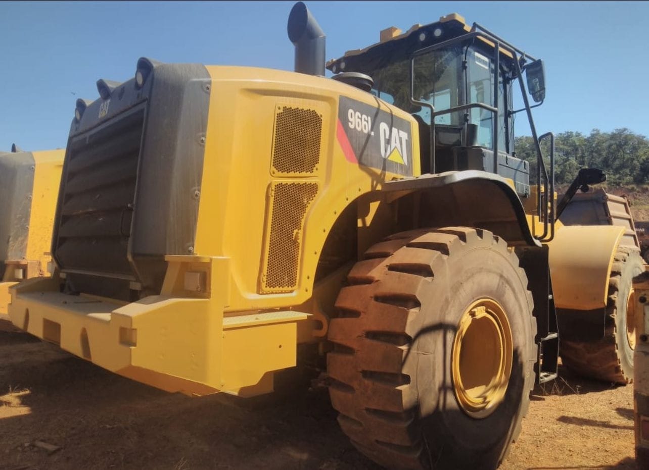 Pá Carregadeira Caterpillar 966L 2019 - Imagem 4