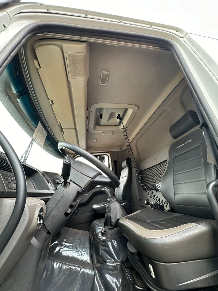 Caminhão Volkswagen 32.360  2021 - Imagem 5