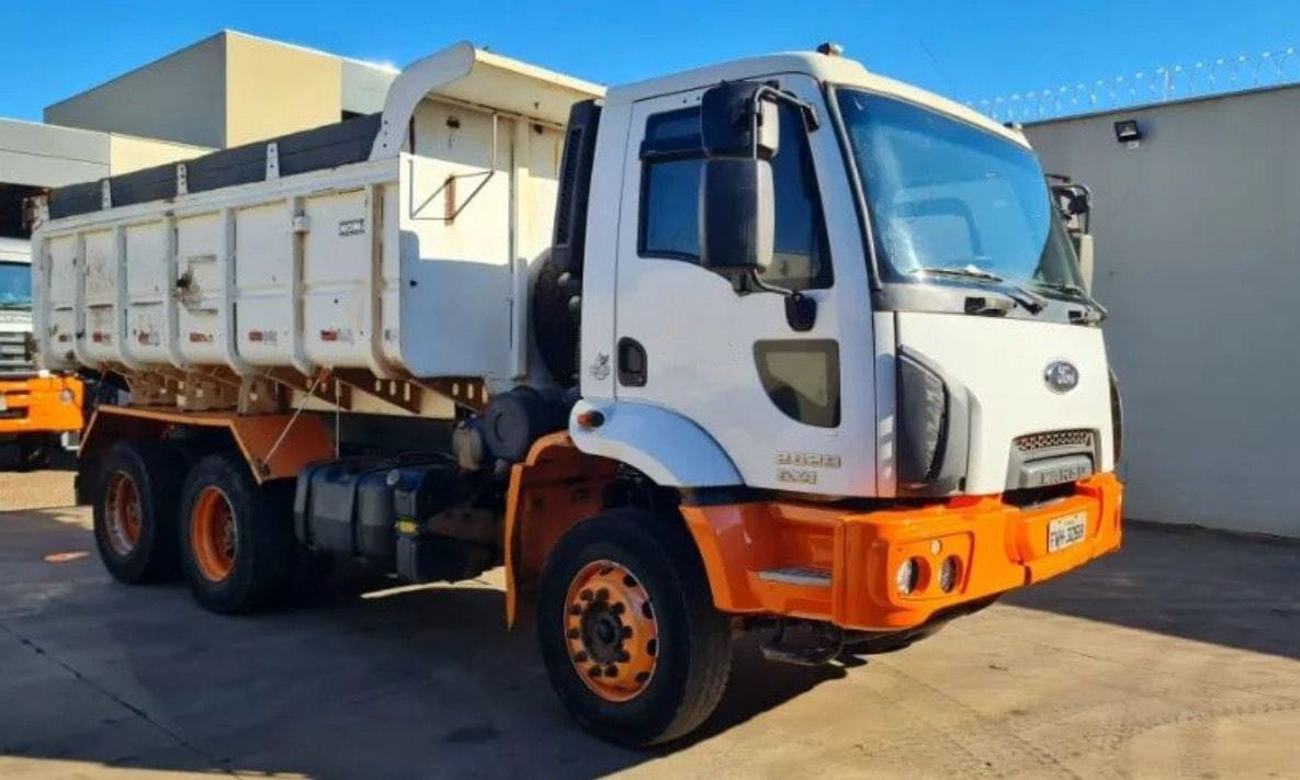 Ford Cargo 2629 2015, 6x4, com caçamba de 12 ㎥ na lata, - Imagem 1