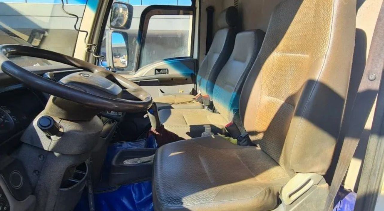 Ford Cargo 2629 2015, 6x4, com caçamba de 12 ㎥ na lata, - Imagem 6