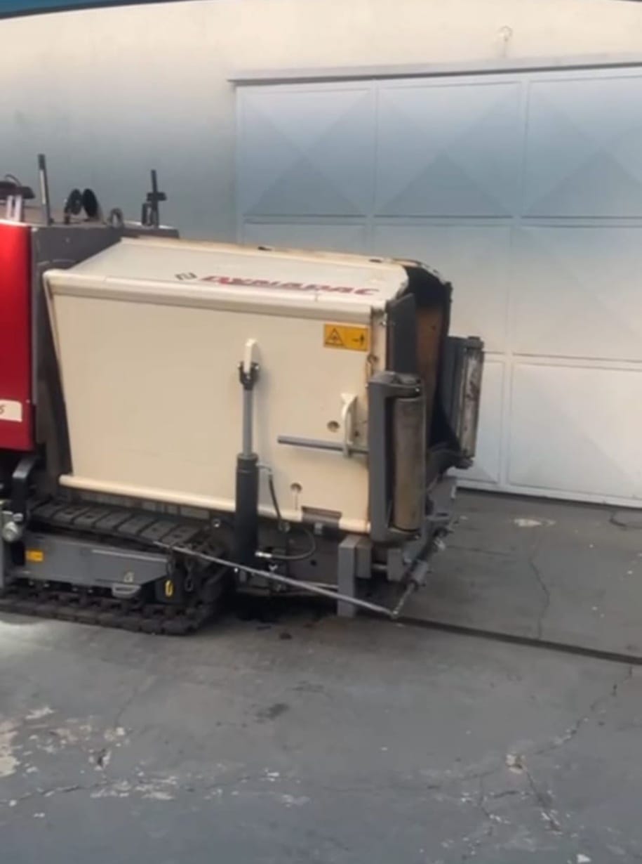 Vibroacabadora Dynapac F1250CS 2023 com apenas 200 horas - Imagem 5