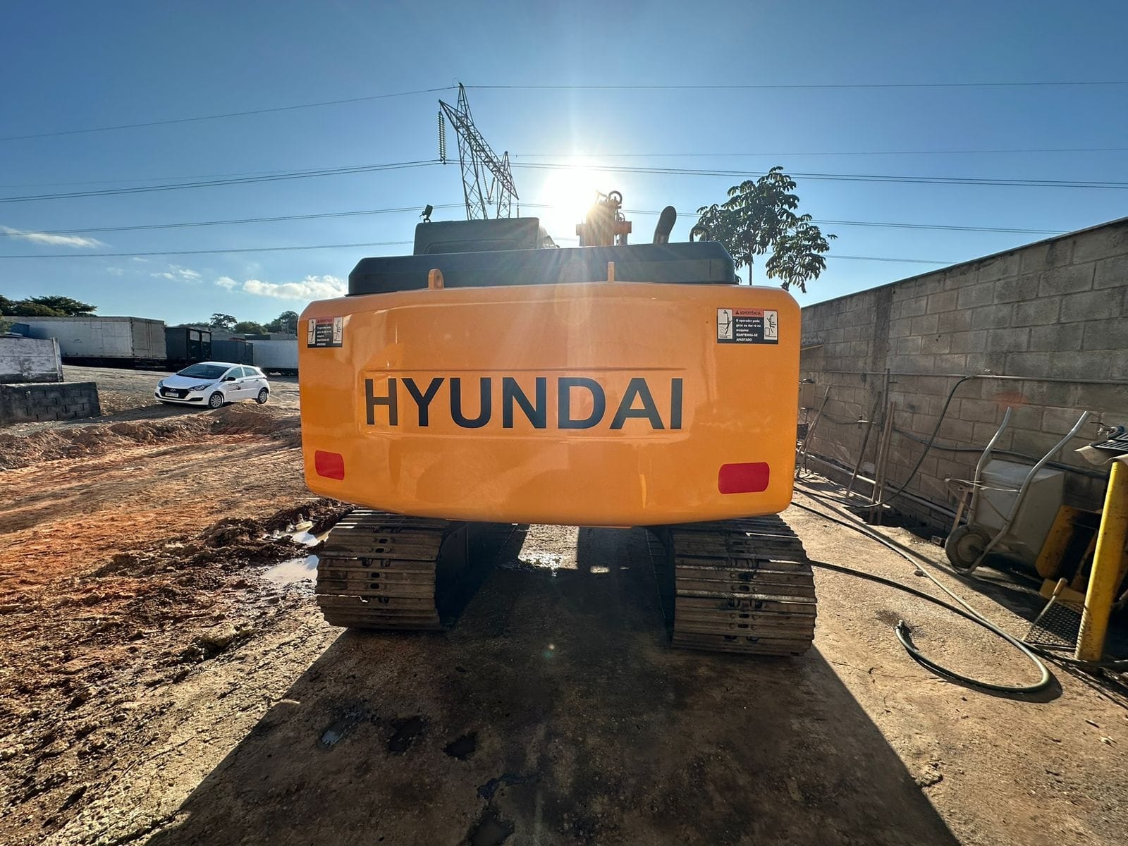 Escavadeira hyundai 140 LC-7 2011 - Imagem 3