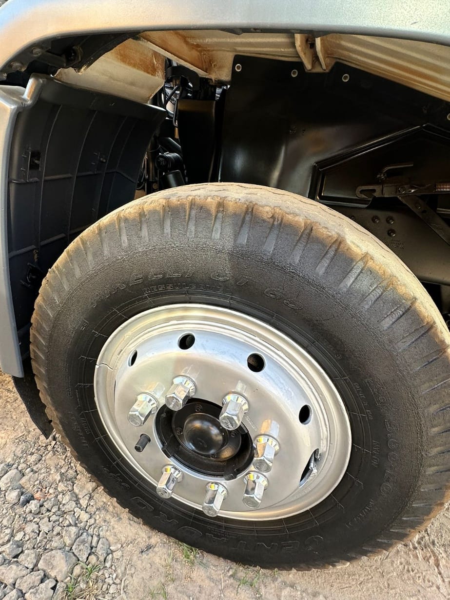 Caminhão Volkswagen 13180 - Imagem 6
