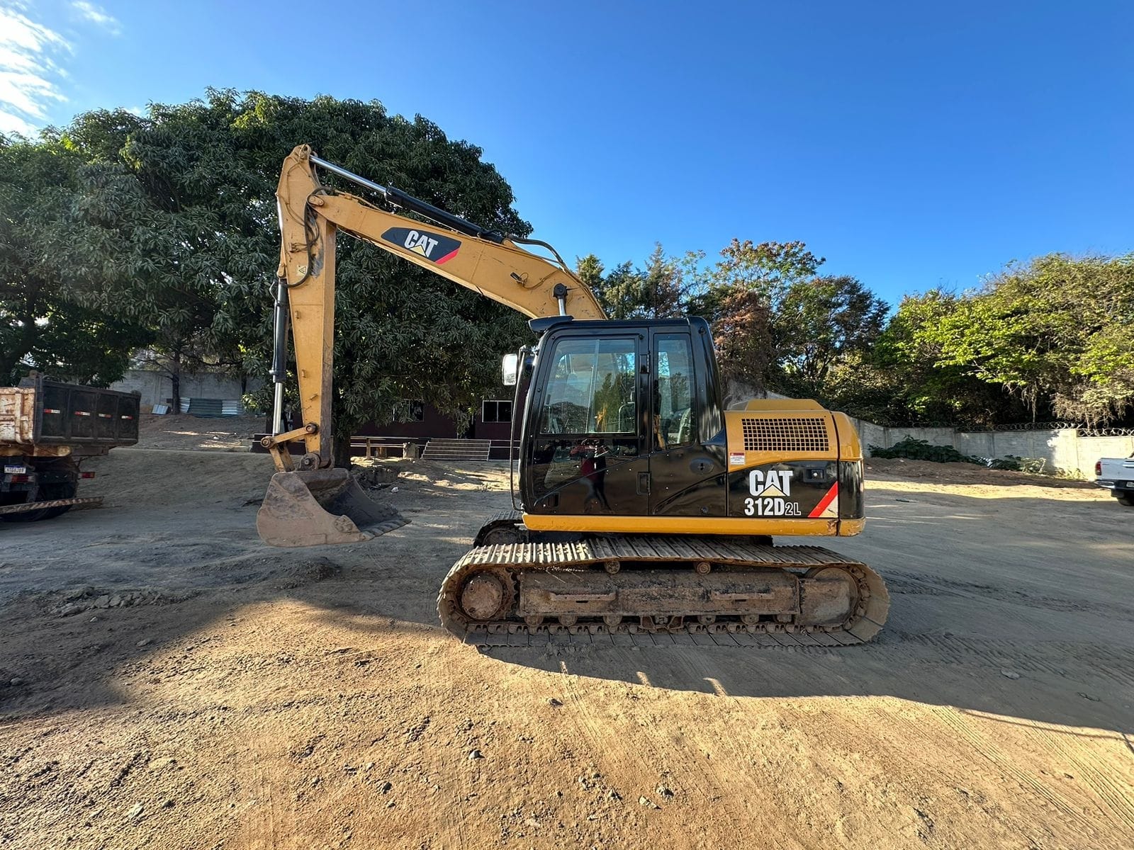 Escavadeira Caterpillar 312D2L 2012 - Imagem 1
