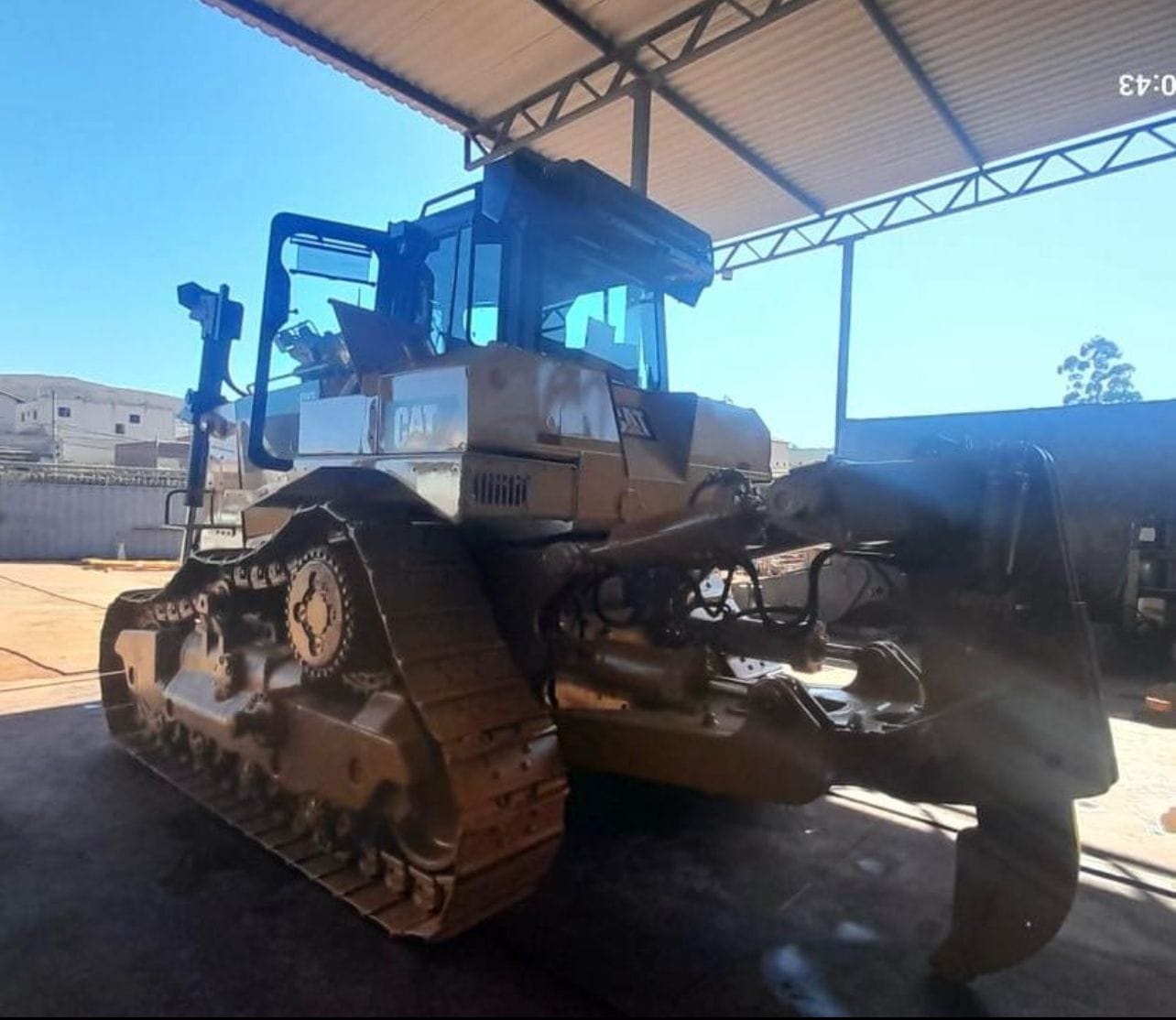Trator de Esteira Caterpillar D8T 2019 - Imagem 3