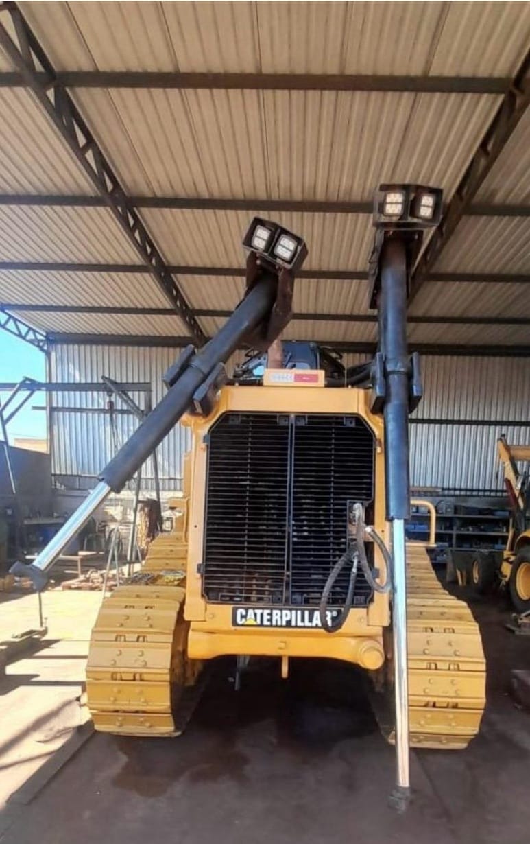 Trator de Esteira Caterpillar D8T 2019 - Imagem 4