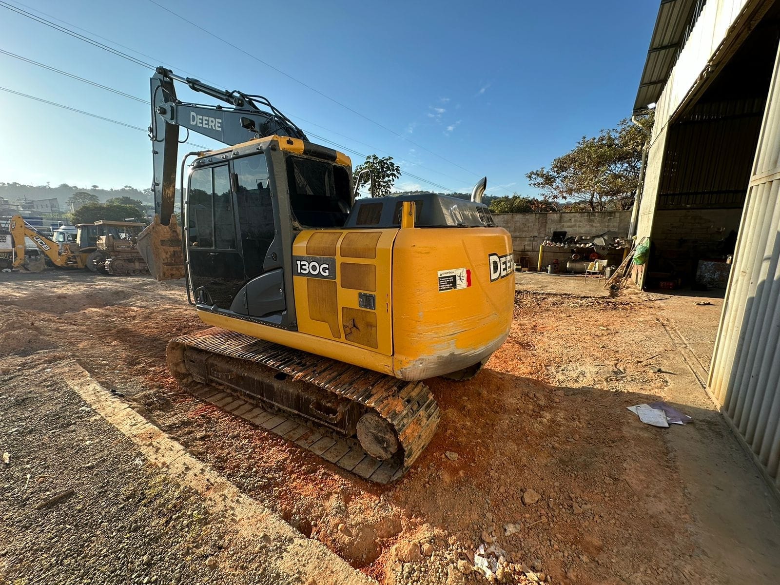 Escavadeira John Deere 130G 2015 - Imagem 2