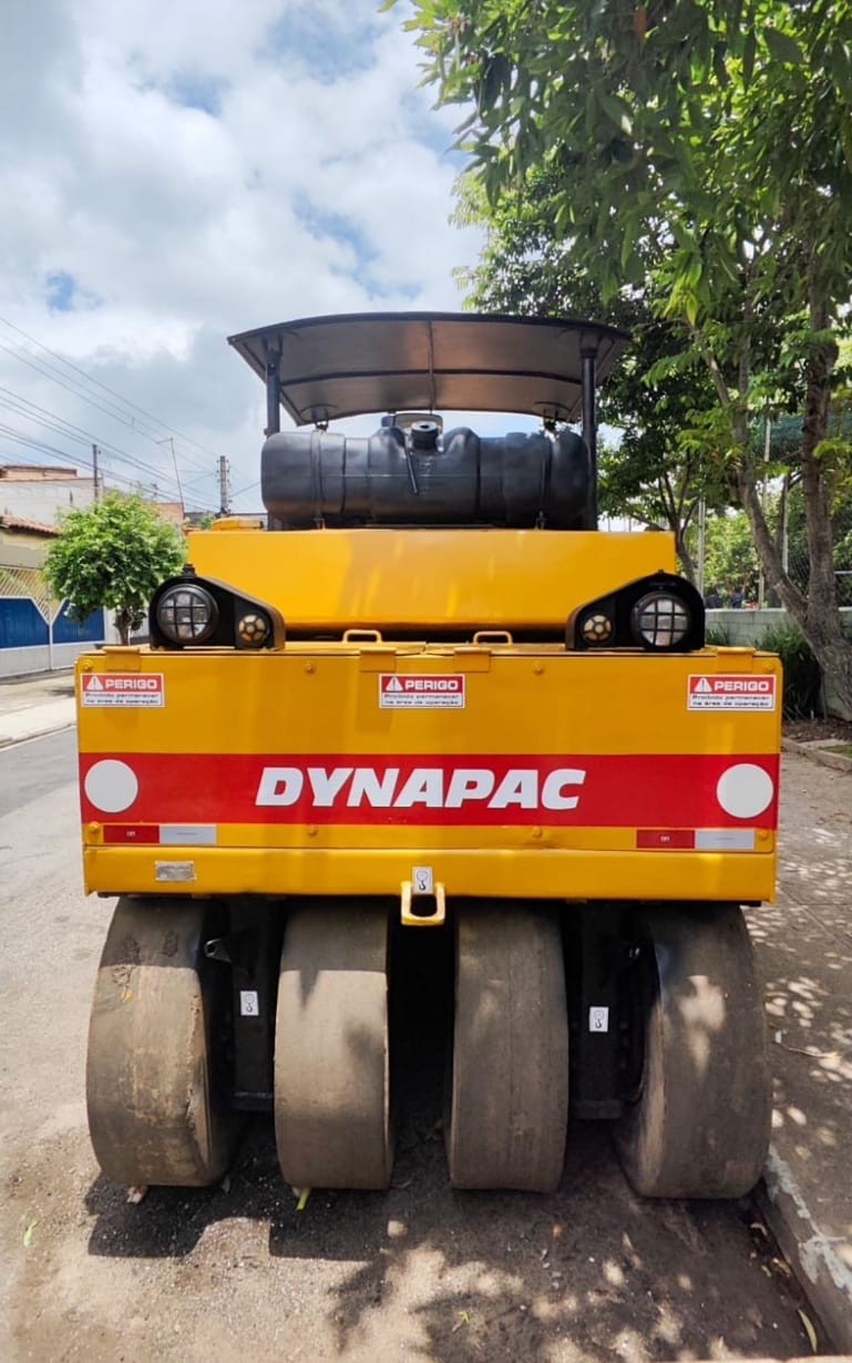 Rolo Compactador Dynapac CP22 1988 - Imagem 3
