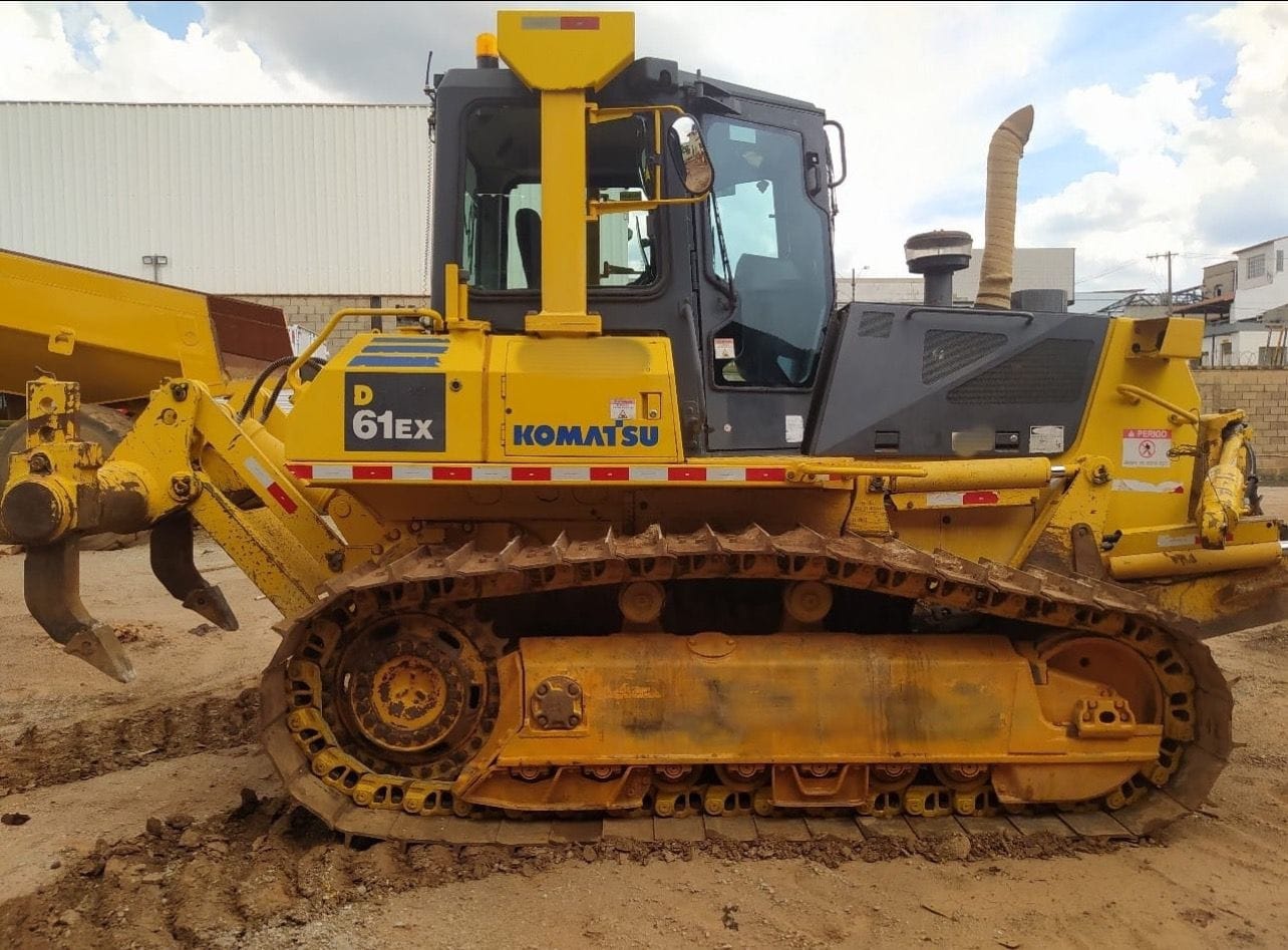 Trator de Esteira Komatsu D61-EX 2013 - Imagem 3