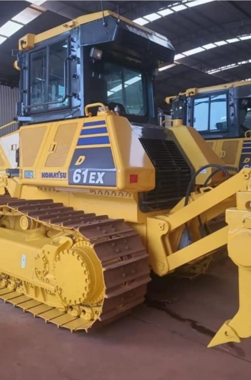 Trator de Esteira Komatsu D61-EX 2022 - Imagem 2