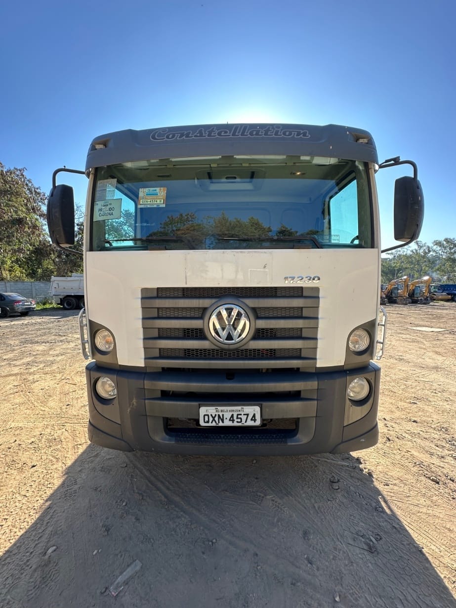 Caminhão Volkswagen 17.230 CRM 4X2	 2020 - Imagem 2