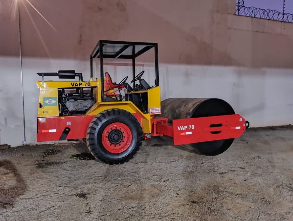 Rolo Compactador Müller VAP70 1988 - Imagem 4