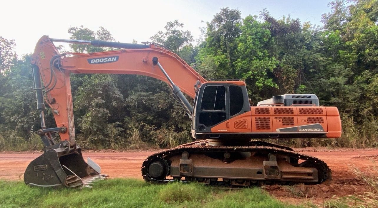 Escavadeira Doosan DX530LC 2018 - Imagem 1