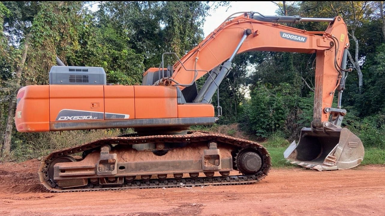 Escavadeira Doosan DX530LC 2018 - Imagem 2