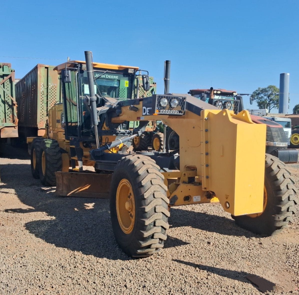 Motoniveladora John Deere 620G 2022 - Imagem 2