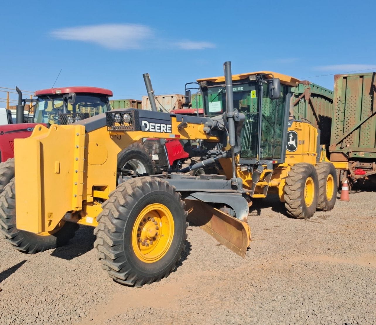 Motoniveladora John Deere 620G 2022 - Imagem 1